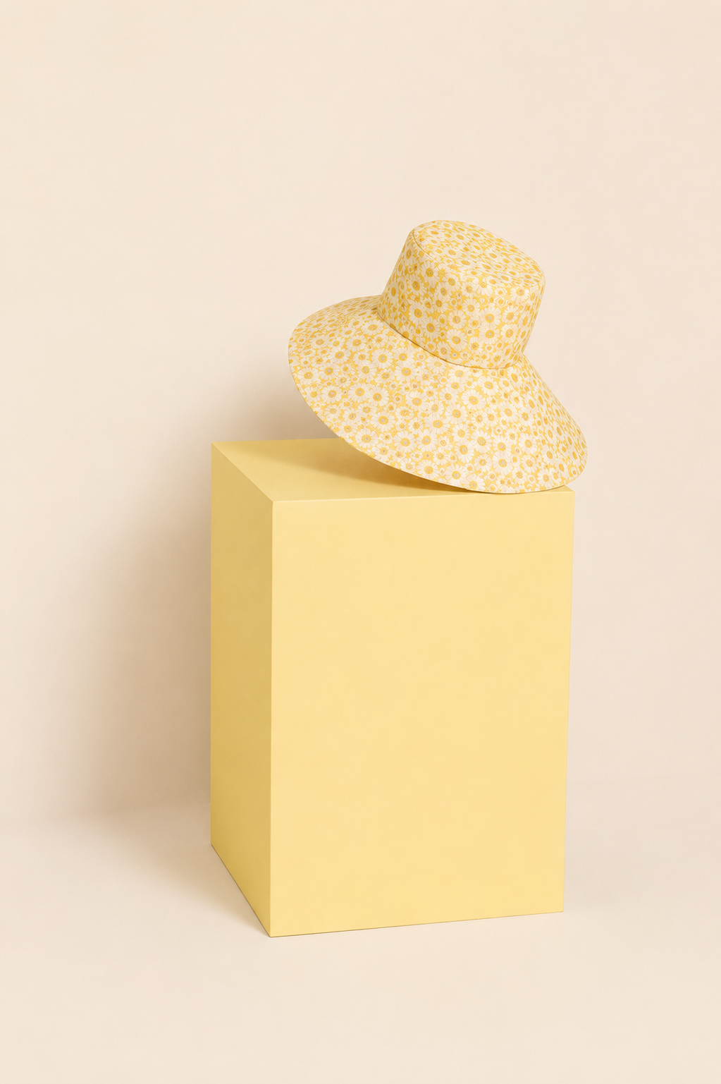 Extravaganter Hut mit großer Krempe DOLCE VITA Wide Brim Hat