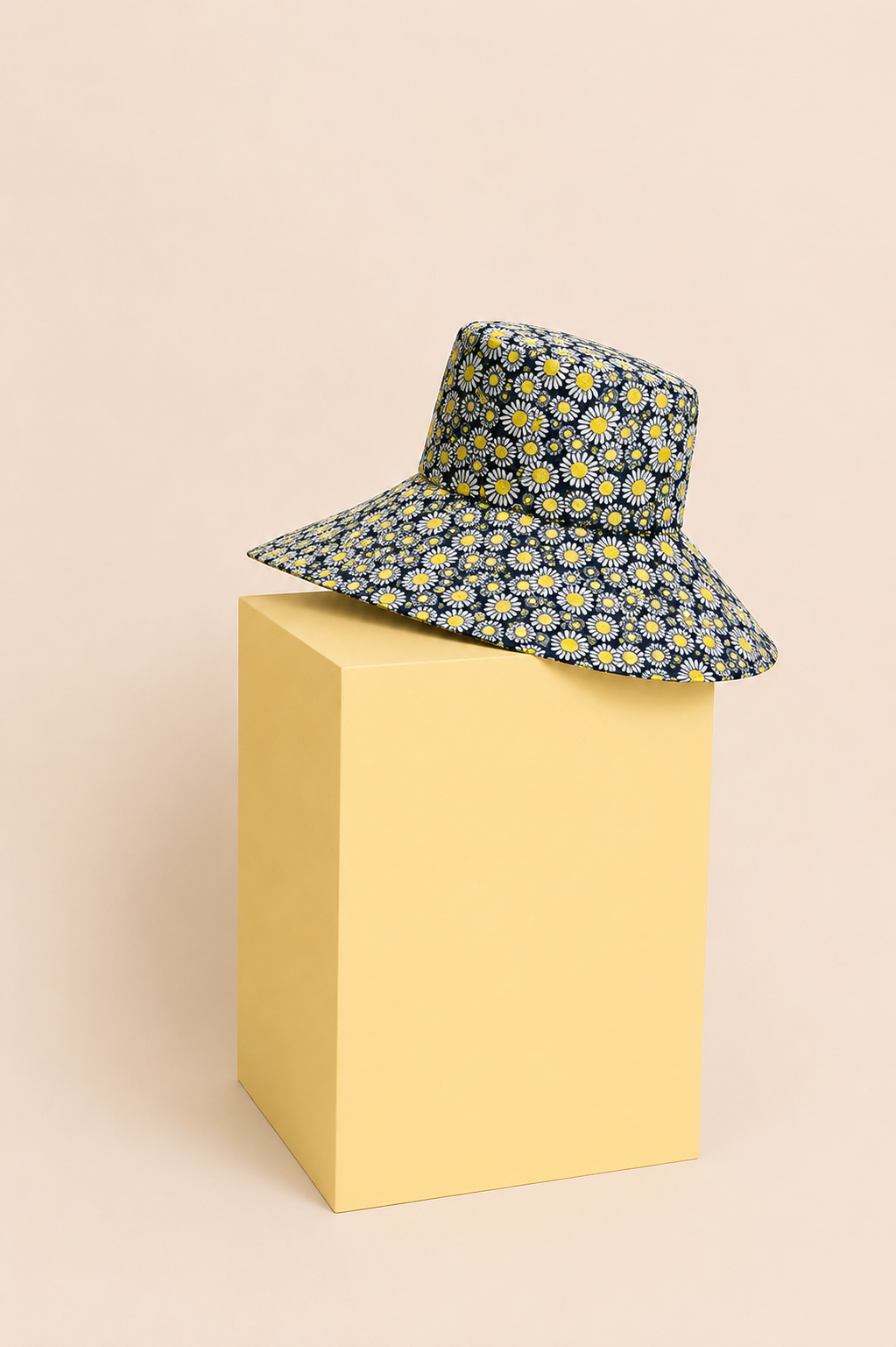 Extravaganter Hut mit großer Krempe DOLCE VITA Wide Brim Hat