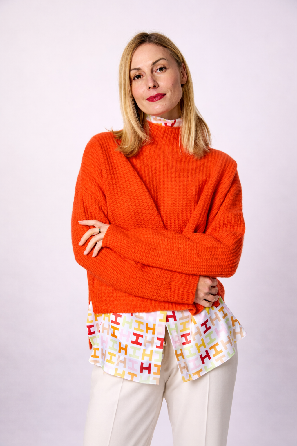 Boxy Cashmerepullover mit Turtleneck in 3 Knallfarben