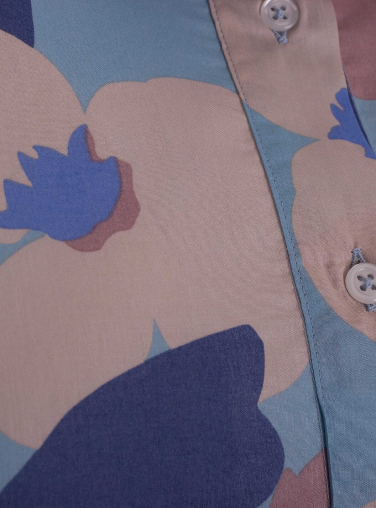 MADE BY LA CASA – LONGBLUSE FLOWER PRINT AUS BAUMWOLLE