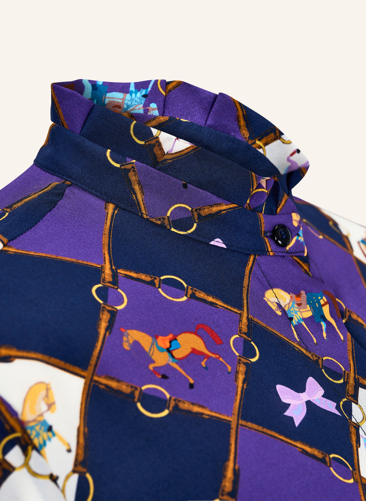 MAVIE – Seiden-Tunika Bluse Horsebit Print