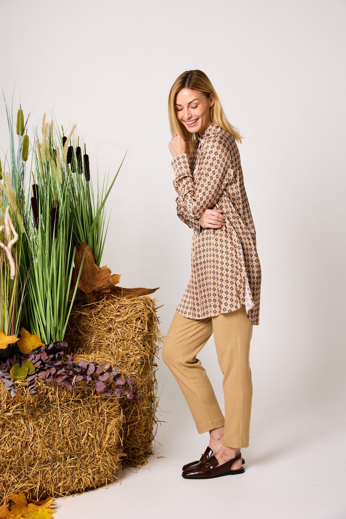 Seidentunika grafisches Muster