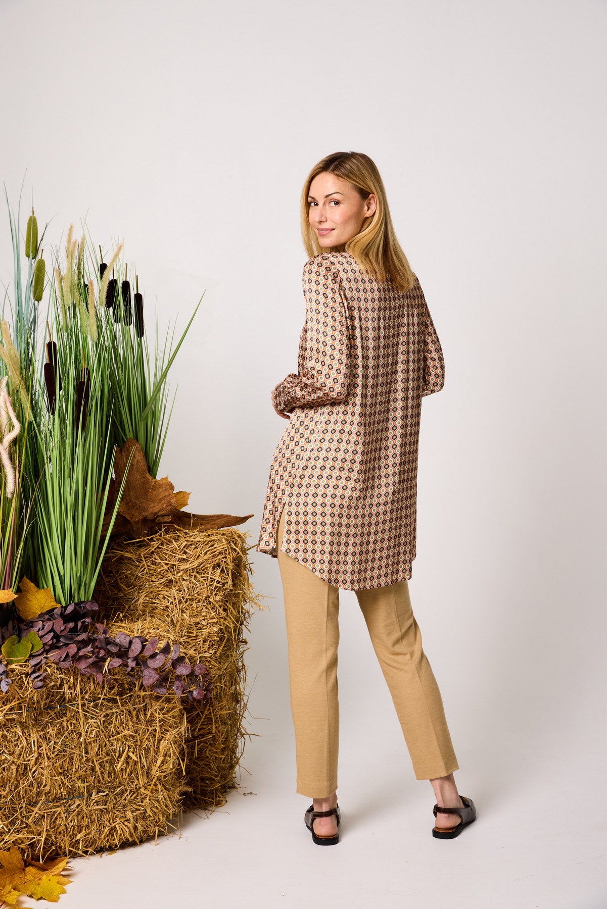 Seidentunika grafisches Muster