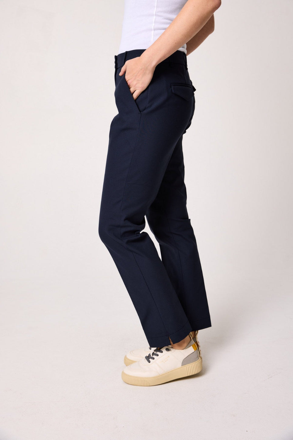 7/8-Hose Filipa aus elastischer Baumwolle mit Schlitzsaum