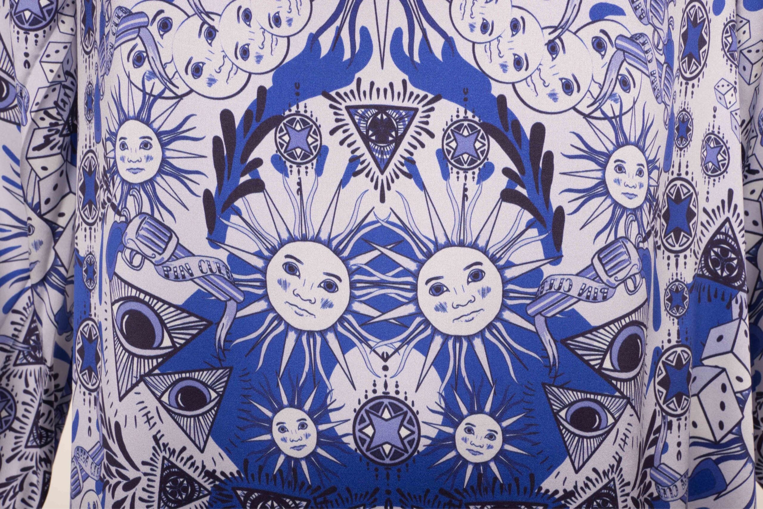 MAX VOLMÁRY- Seidenkleid royalblau gemustert