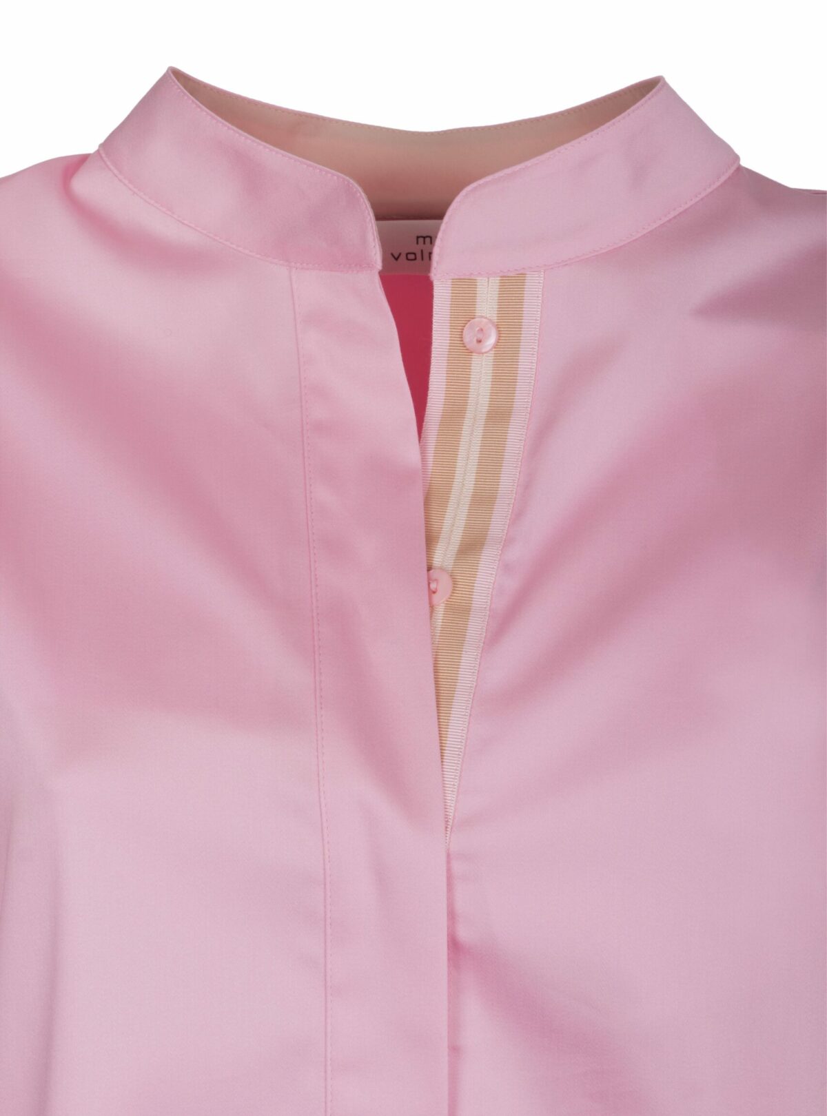 MAX VOLMÁRY – Stretchbluse mit Stehkragen