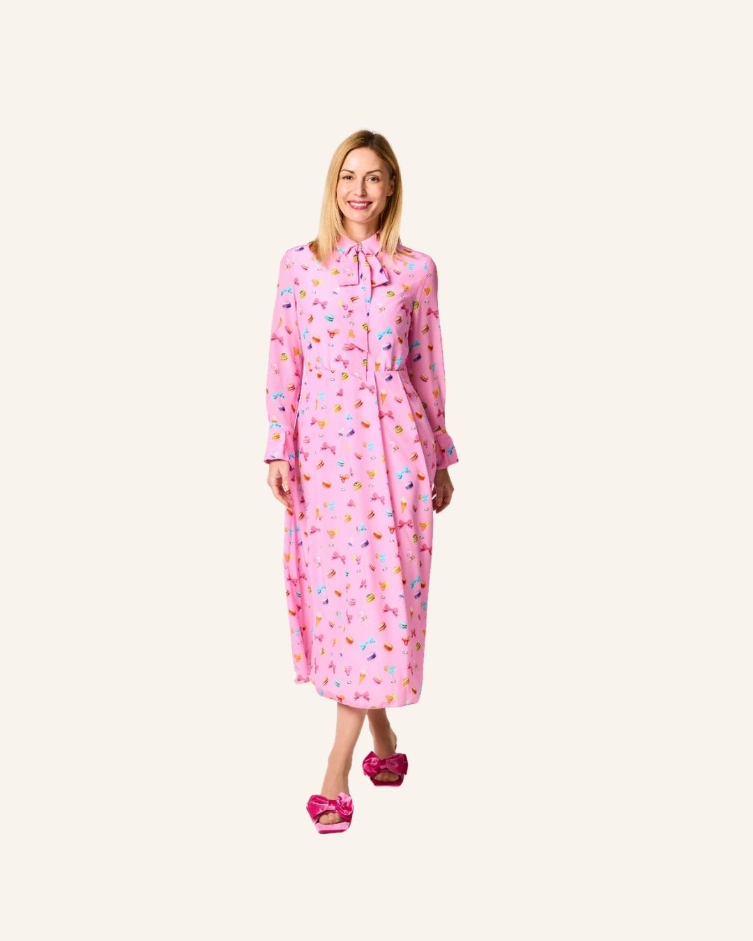 Seidenkleid Leila mit Schluppe Macarons-Print tailliert